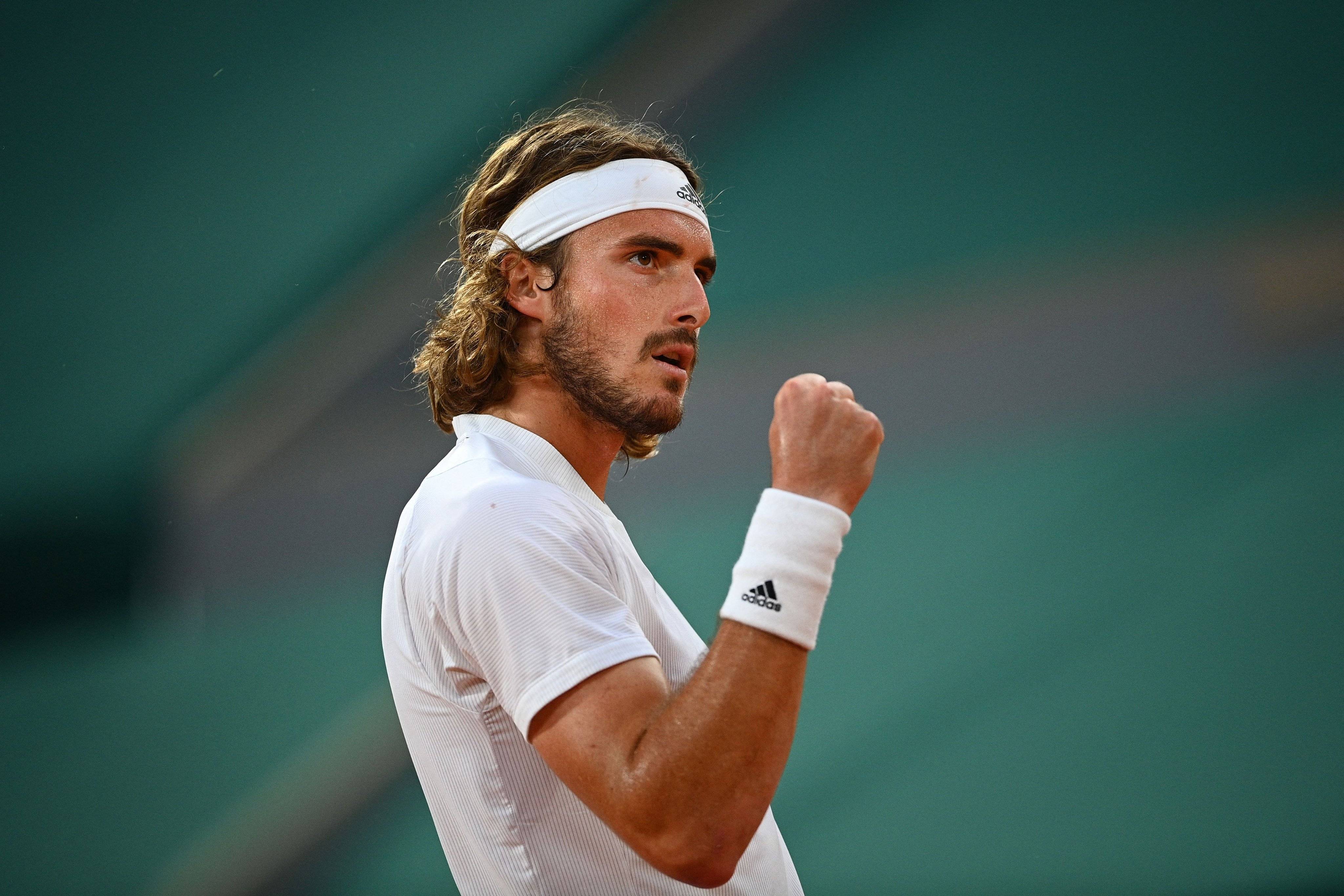 法国网球队鏖战西班牙网球队,西西帕斯惊艳世界 法国网球队鏖战西班牙网球队,西西帕斯惊艳世界