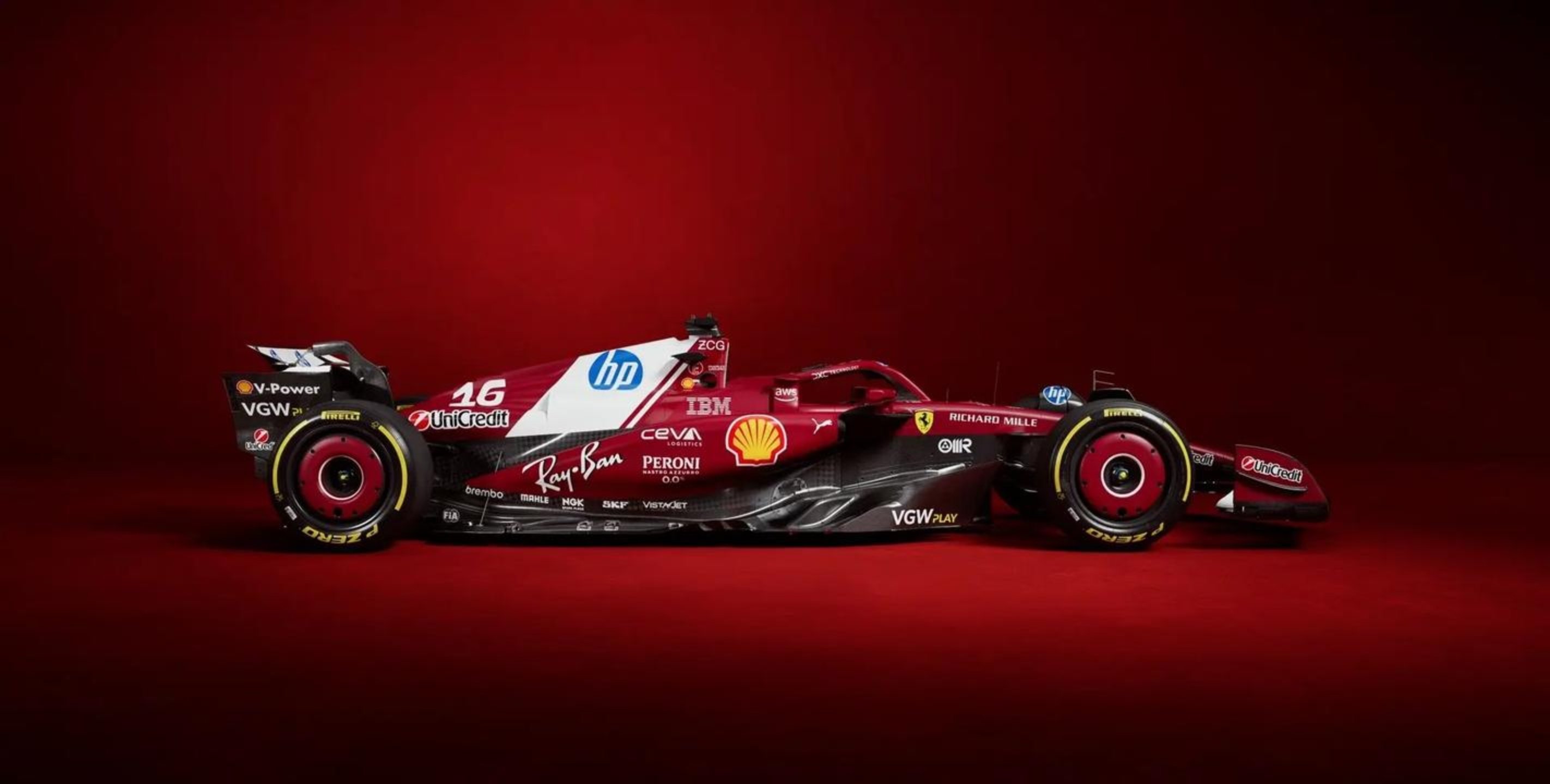 威廉姆斯绝杀法拉利，勒克莱尔带队取胜