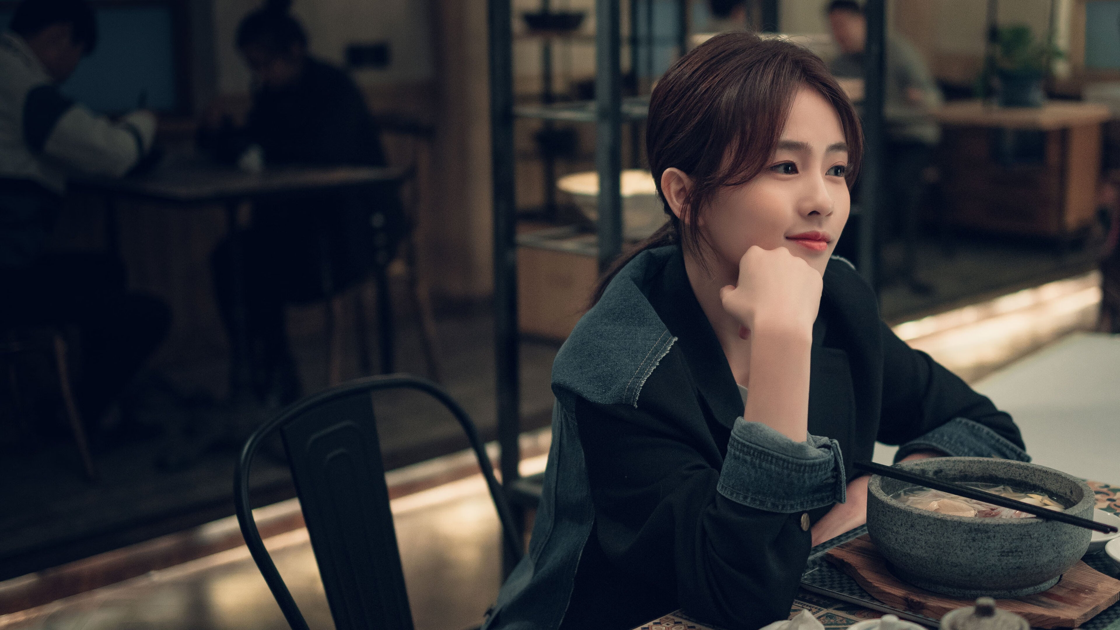 日本魔术师与桑巴军团，久保建英的大场面哲学与巴西式翻盘的艺术